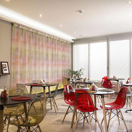 Urbano Hotel By Roots Wiaboman Exterior photo